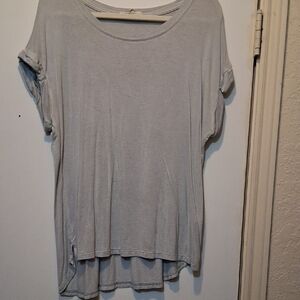 Jane and Delancey Light Gray Short Sleeve Top